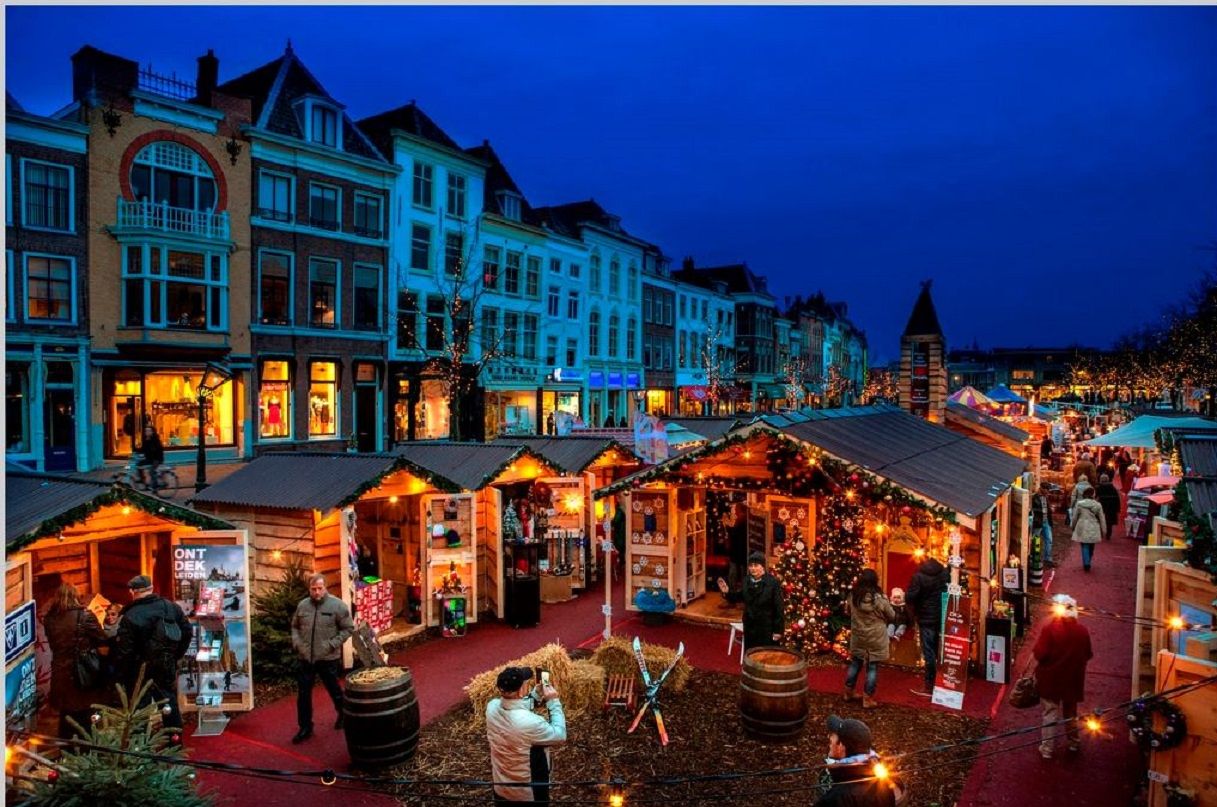 Drijvende kerstmarkt Leiden